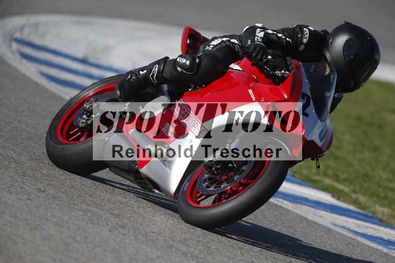 /Archiv-2024/02 29.01.-02.02.2024 Moto Center Thun Jerez/Gruppe gruen-green/20